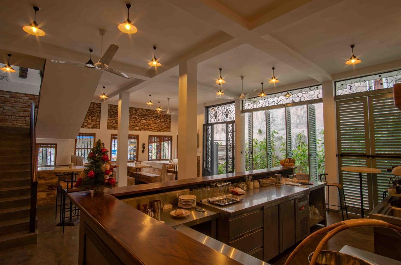 Brixia Cafe & Guest Bed & Breakfast Galle Exterior photo