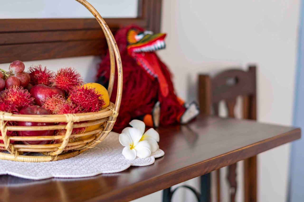 Brixia Cafe & Guest Bed & Breakfast Galle Exterior photo